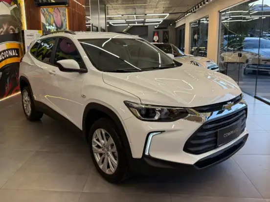 CHEVROLET-TRACKER-2024