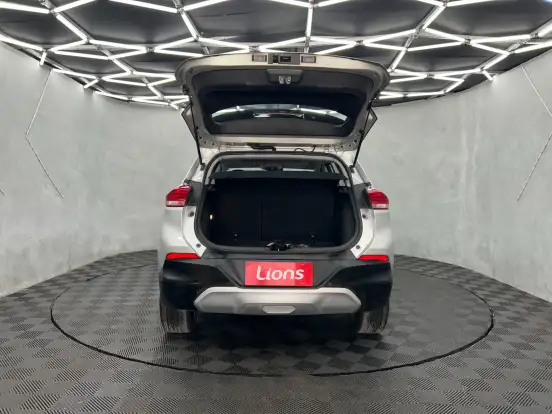 CHEVROLET-TRACKER-2021