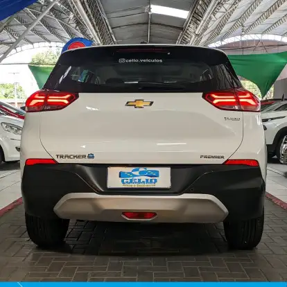 CHEVROLET-TRACKER-2021