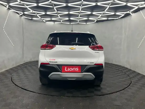 CHEVROLET-TRACKER-2022