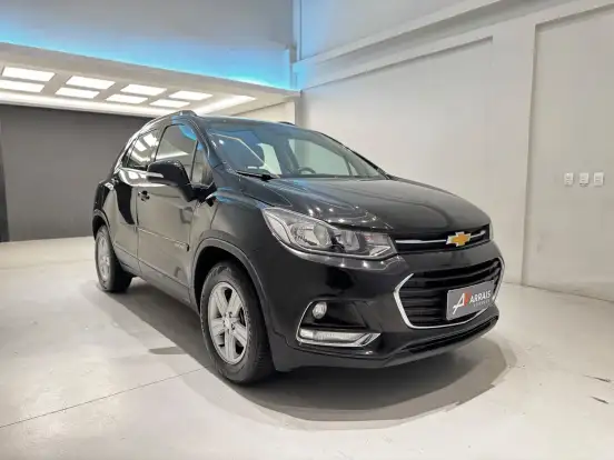 CHEVROLET-TRACKER-2017