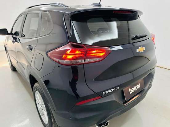 CHEVROLET-TRACKER-2022