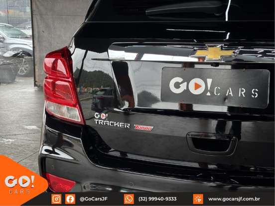 CHEVROLET-TRACKER-2018