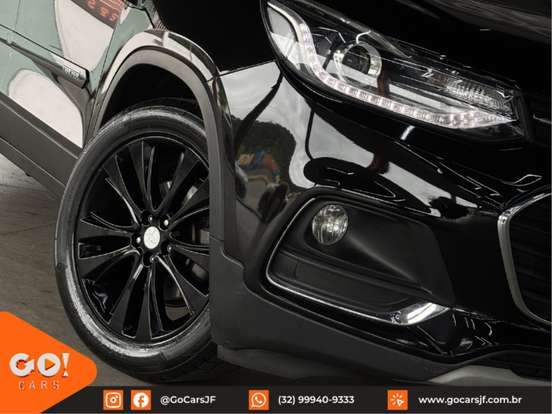CHEVROLET-TRACKER-2018