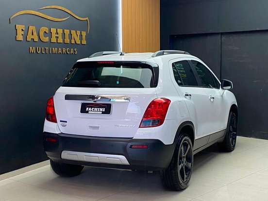 CHEVROLET-TRACKER-2014