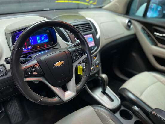 CHEVROLET-TRACKER-2014