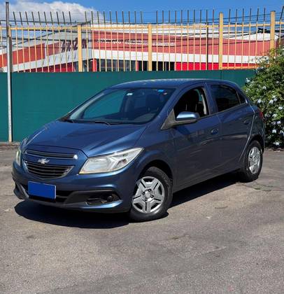 CHEVROLET ONIX 1.0 MPFI LT 8V FLEX 4P MANUAL