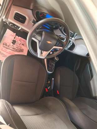 CHEVROLET-ONIX-2016