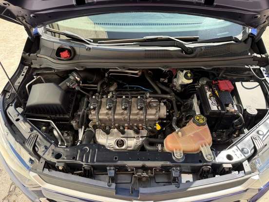 CHEVROLET-ONIX-2018