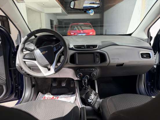 CHEVROLET-ONIX-2018