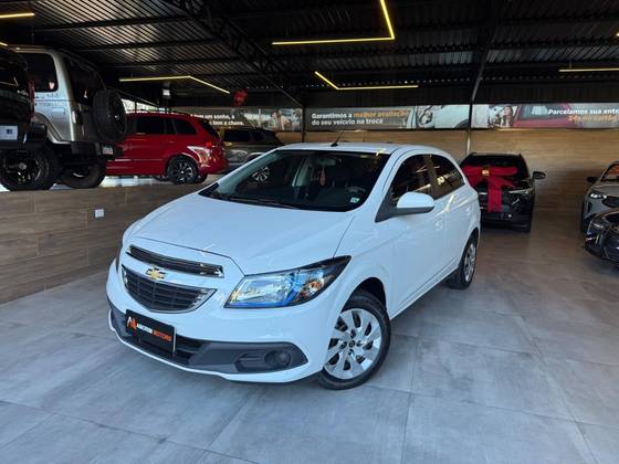 CHEVROLET ONIX 1.4 MPFI LT 8V FLEX 4P AUTOMÁTICO