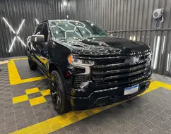 CHEVROLET SILVERADO 5.3 V8 GASOLINA 1500 HIGH COUNTRY 4X4 AUTOMÁTICO CHEVROLET SILVERADO 5.3 V8 GASOLINA 1500 HIGH COUNTRY 4X4 AUTOMÁTICO