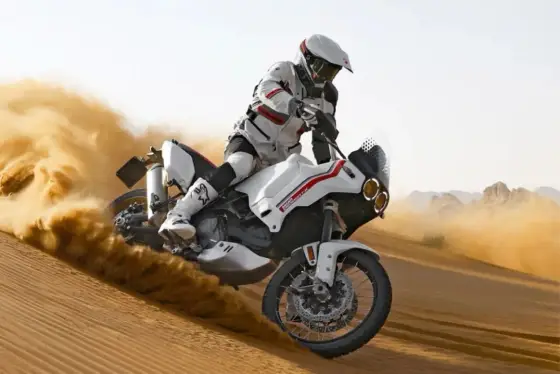 DUCATI DESERT X DUCATI DESERT X