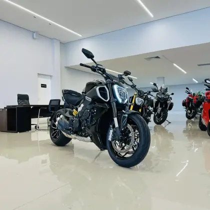 DUCATI DIAVEL V4 DUCATI DIAVEL V4