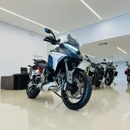 DUCATI MULTISTRADA 1200 V4 S DUCATI MULTISTRADA 1200 V4 S