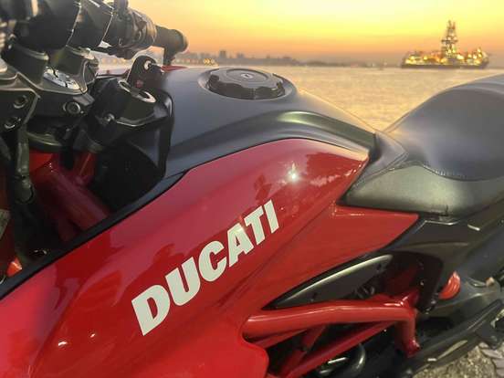 DUCATI-HYPERMOTARD 821-2016