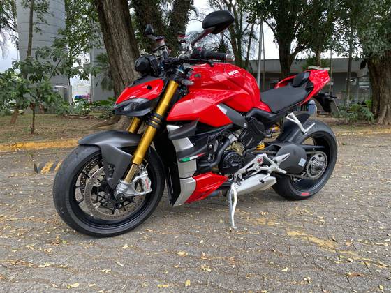 DUCATI STREETFIGHTER V4 S 