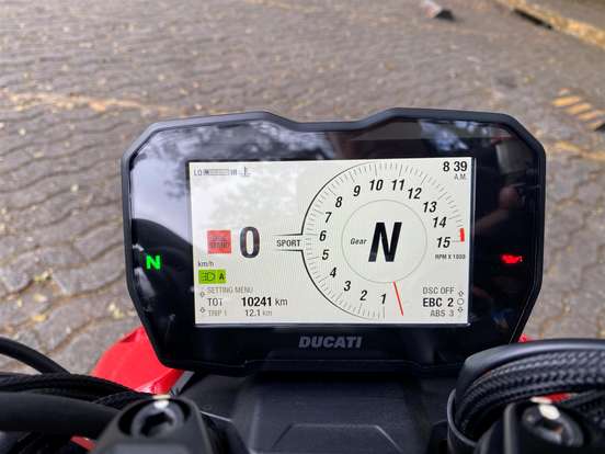 DUCATI-STREETFIGHTER V4 S-2022