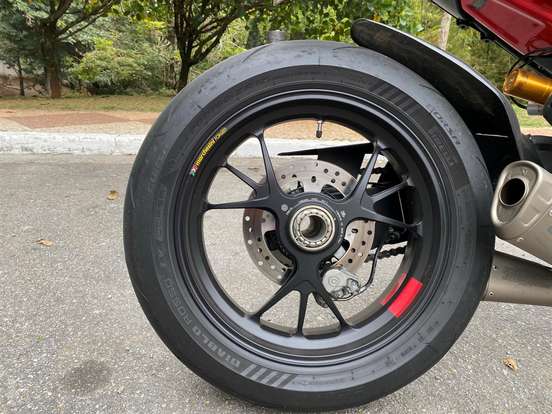DUCATI-STREETFIGHTER V4 S DUCATI-STREETFIGHTER V4 S-2023