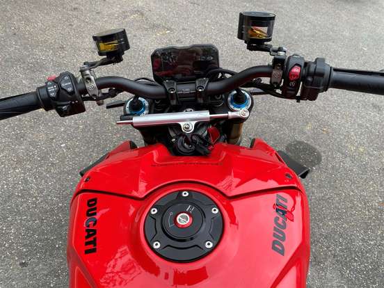 DUCATI-STREETFIGHTER V4 S DUCATI-STREETFIGHTER V4 S-2023