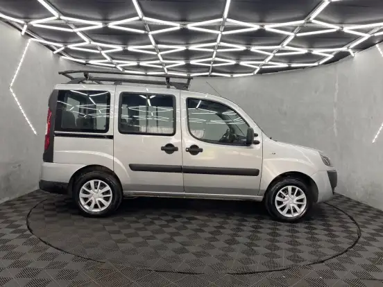 FIAT-DOBLÒ-1.8 MPI ESSENCE 7L 16V FLEX 4P MANUAL FIAT-DOBLÒ-2020