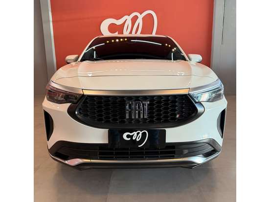 FIAT-FASTBACK-2022