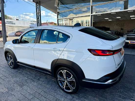 FIAT-FASTBACK-1.0 TURBO 200 FLEX IMPETUS CVT FIAT-FASTBACK-2023