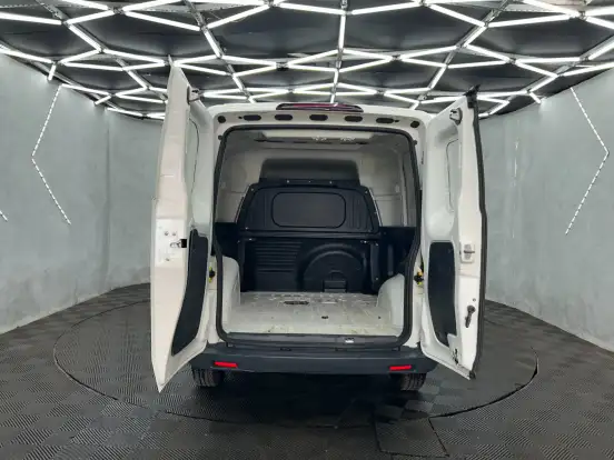 FIAT-FIORINO-2021