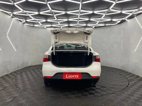 FIAT-GRAND SIENA-2021
