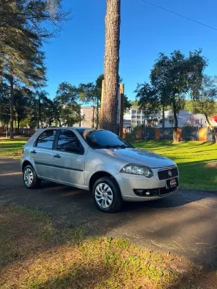 FIAT PALIO 1.4 MPI ATTRACTIVE 8V FLEX 4P MANUAL FIAT PALIO 1.4 MPI ATTRACTIVE 8V FLEX 4P MANUAL