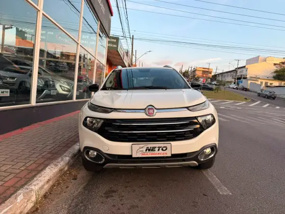 FIAT TORO 2.0 16V TURBO DIESEL VOLCANO 4WD AT9