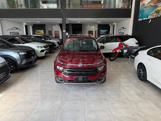 FIAT TORO 2.0 16V TURBO DIESEL VOLCANO 4WD AT9