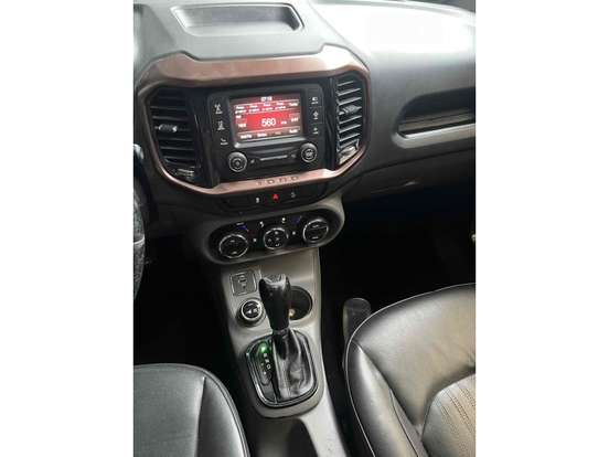 FIAT-TORO-2016