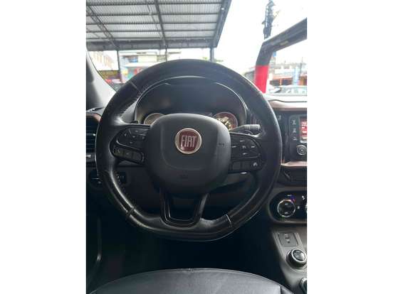 FIAT-TORO-2016