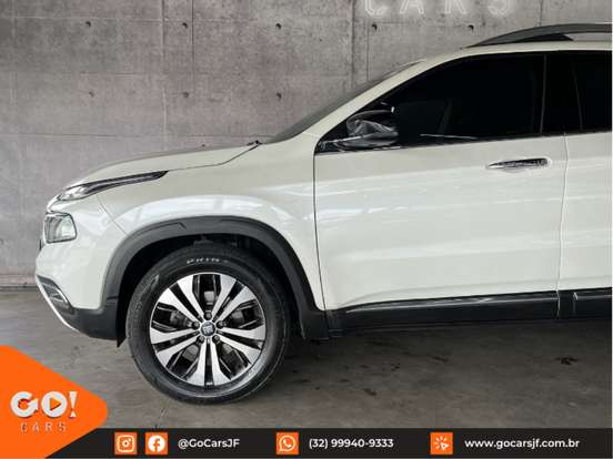 FIAT-TORO-2023