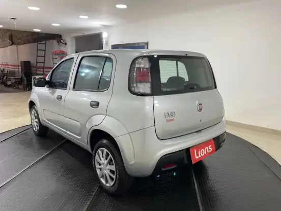 FIAT-UNO-2015