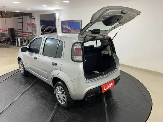 FIAT-UNO-2016