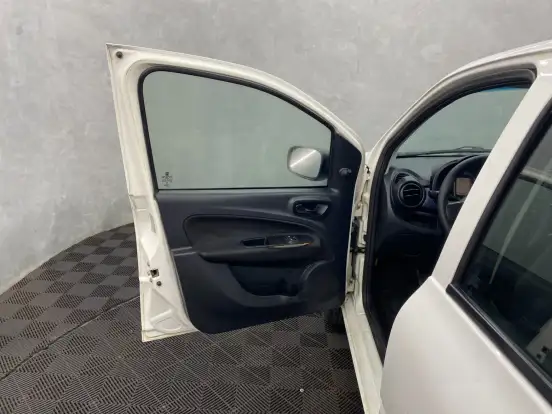 FIAT-UNO-2019