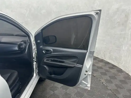 FIAT-UNO-2020