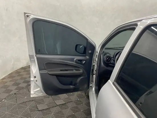FIAT-UNO-2021