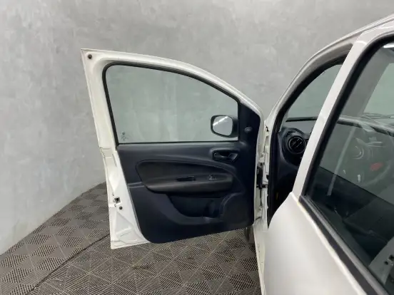 FIAT-UNO-1.0 FIRE FLEX ATTRACTIVE MANUAL FIAT-UNO-2020