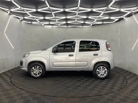FIAT-UNO-2021