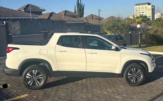 FIAT-TORO-2023
