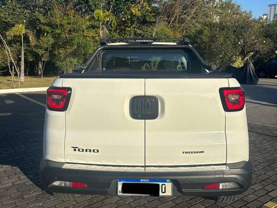 FIAT-TORO-2.0 16V TURBO DIESEL FREEDOM 4WD AT9 FIAT-TORO-2023
