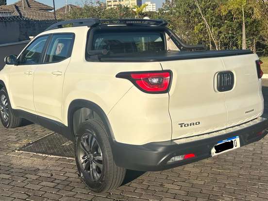 FIAT-TORO-2.0 16V TURBO DIESEL FREEDOM 4WD AT9 FIAT-TORO-2023