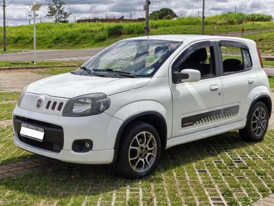 FIAT-UNO-1.4 EVO SPORTING 8V FLEX 4P MANUAL FIAT-UNO-2013