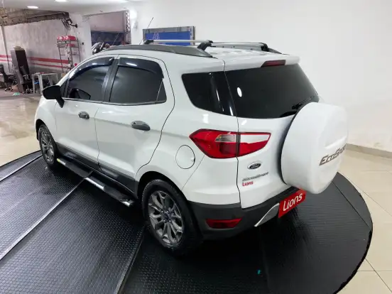 FORD-ECOSPORT-2013