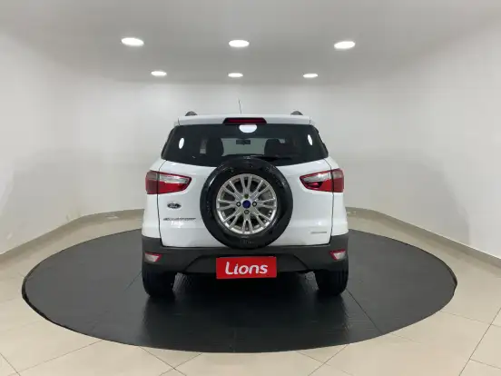 FORD-ECOSPORT-2016