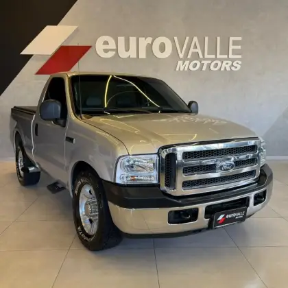 FORD F-250 3.9 XLT 4X2 CS DIESEL 2P MANUAL FORD F-250 3.9 XLT 4X2 CS DIESEL 2P MANUAL