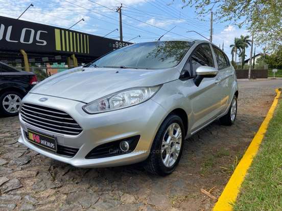 FORD-FIESTA-2014